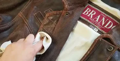 como limpiar una chaqueta de cuero